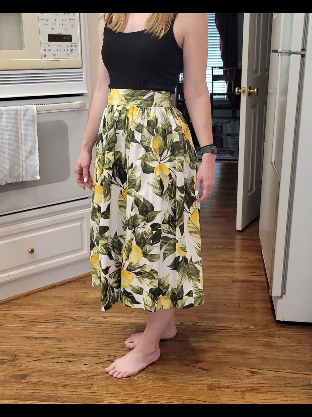H&M White Midi Skirt with Yellow Lemon & Green Leaf Print